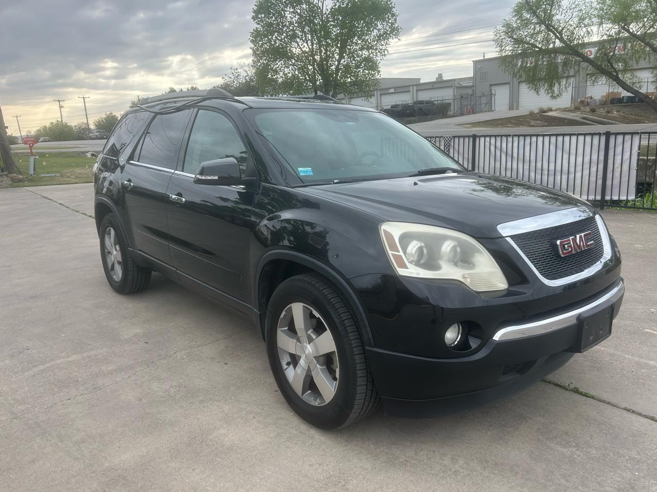 GMC Acadia SLT-2 FWD 2011