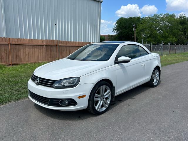 White 2014 Volkswagen Eos Executive SULEV Convertible Front-Wheel Drive