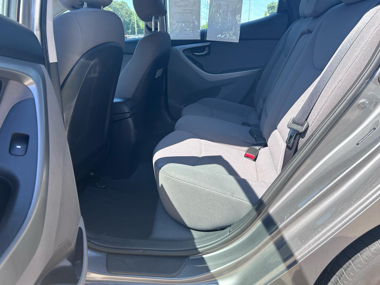 Hyundai Elantra GLS M/T 2014