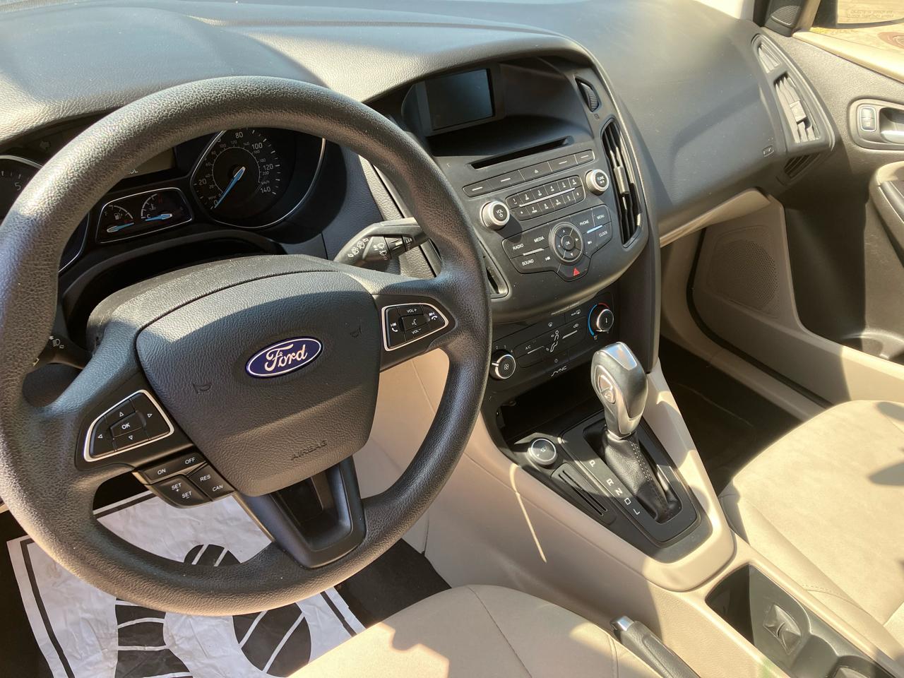 Ford Focus SE Hatch 2016