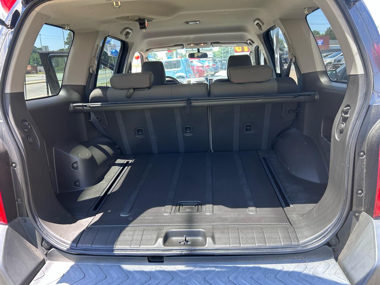 Nissan Xterra X 2WD 2010