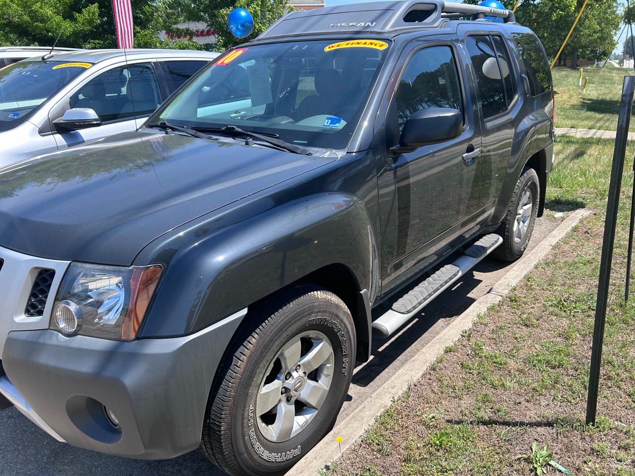 Nissan Xterra X 2WD 2010