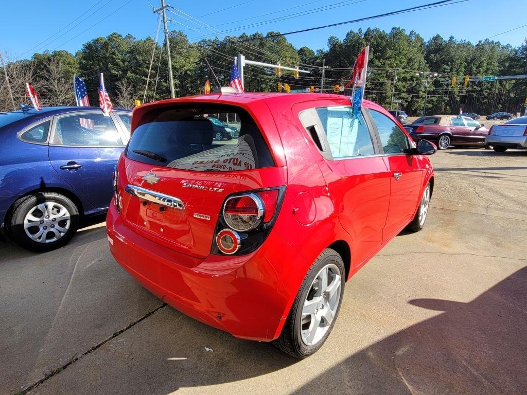 Chevrolet Sonic LTZ Auto 5-Door 2015