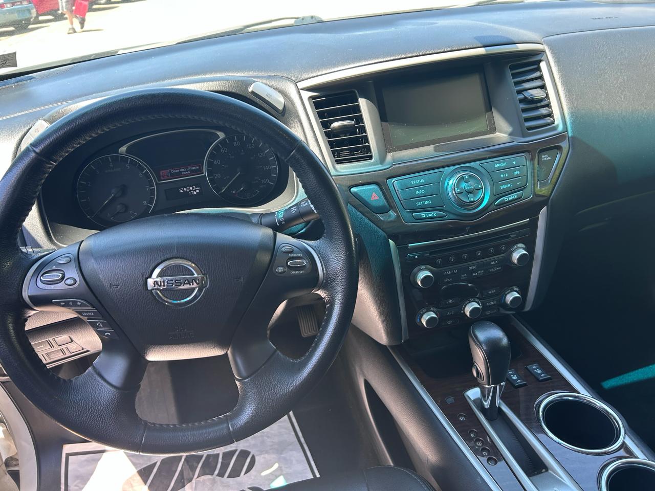 Nissan Pathfinder S 4WD 2013