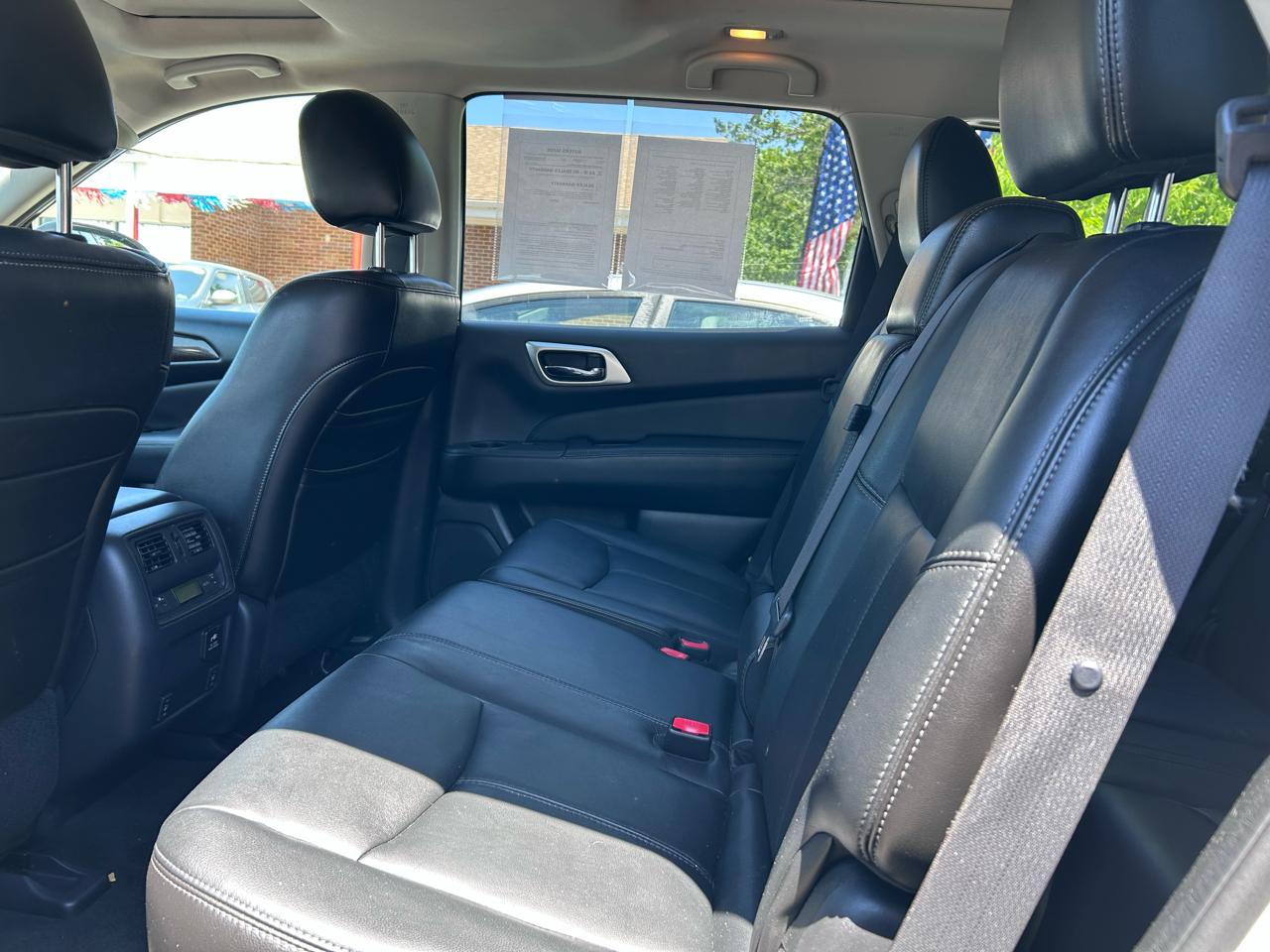 Nissan Pathfinder S 4WD 2013