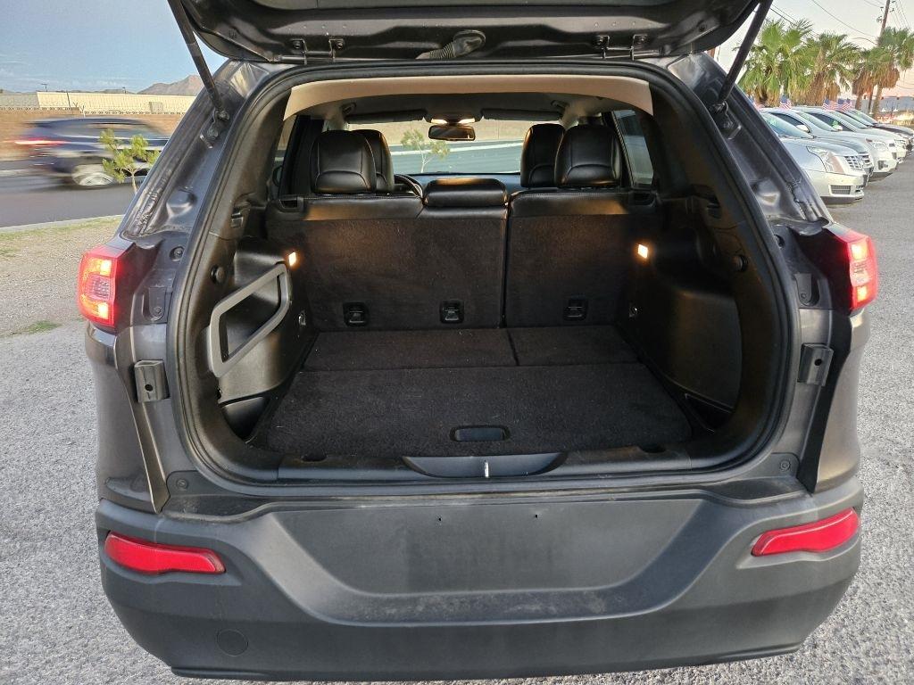 Jeep Cherokee Latitude Plus FWD 2018