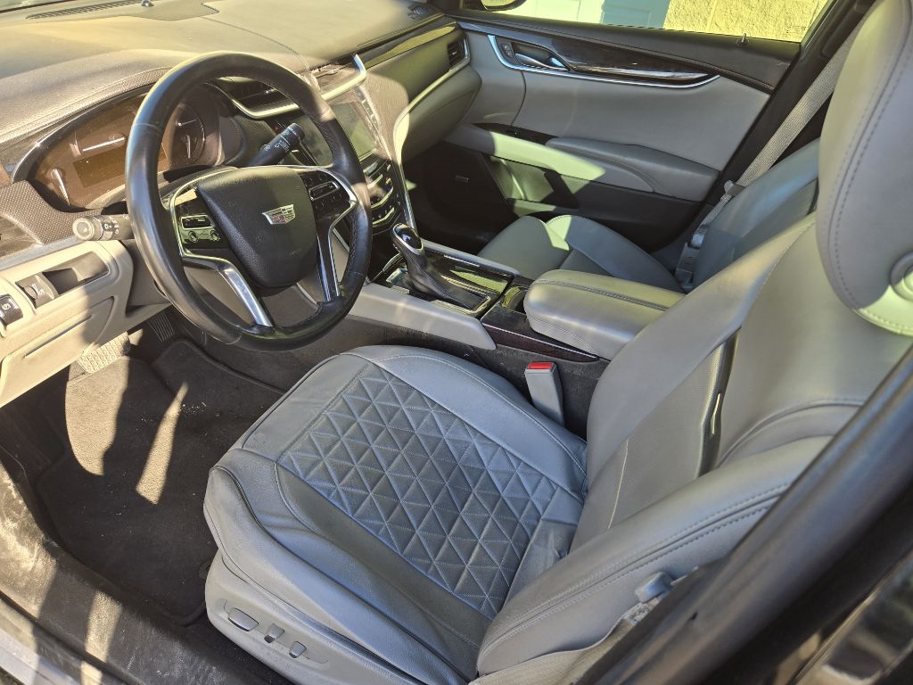 Cadillac XTS Luxury FWD 2017