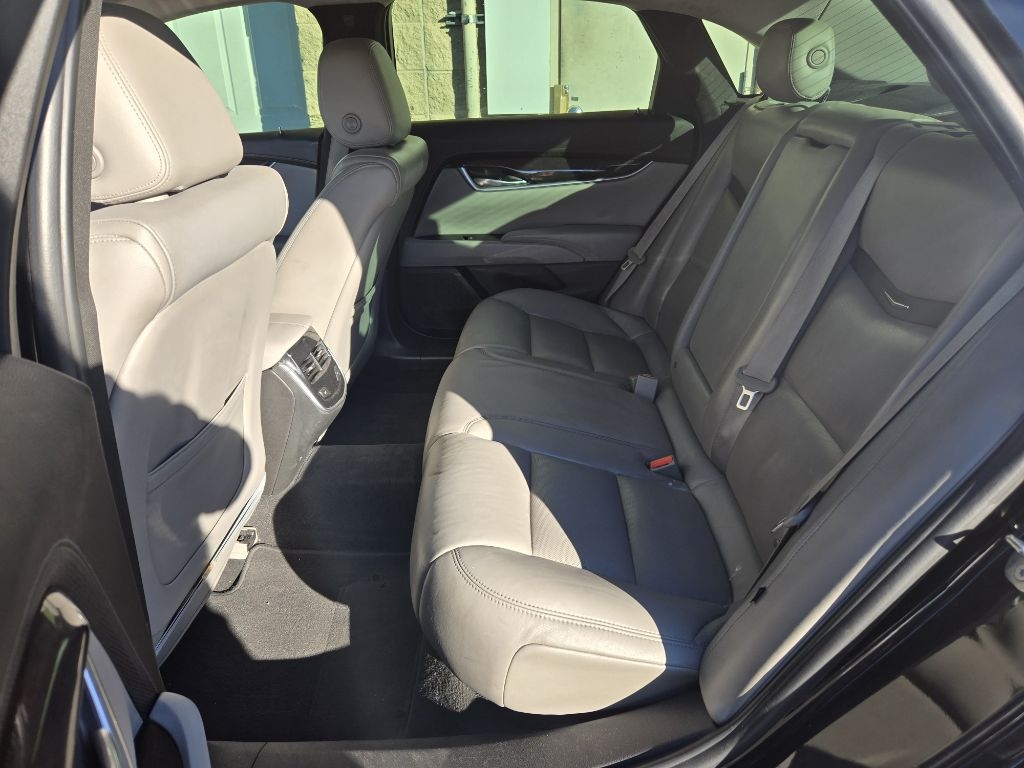 Cadillac XTS Luxury FWD 2017