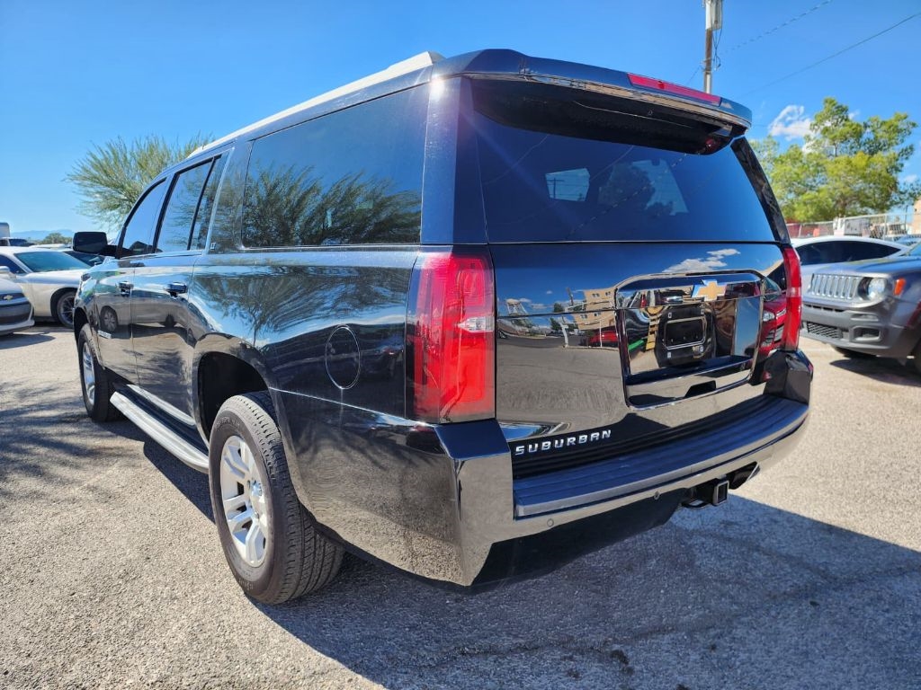 Chevrolet Suburban LT 2WD 2015