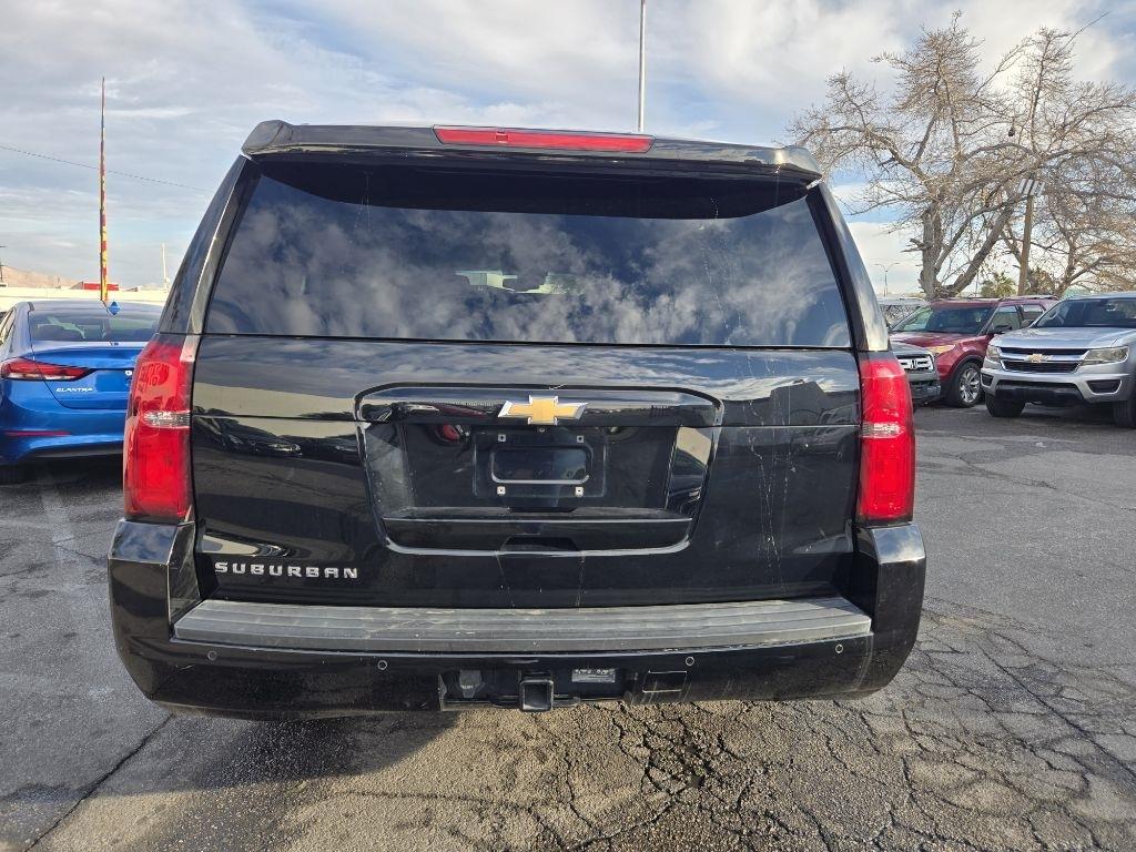 Chevrolet Suburban LT 2WD 2015