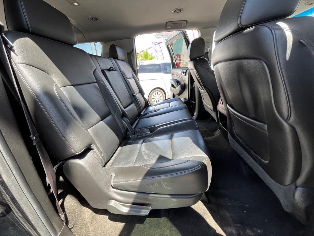 Chevrolet Suburban LT 2WD 2015
