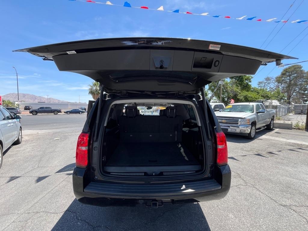 Chevrolet Suburban LT 2WD 2015