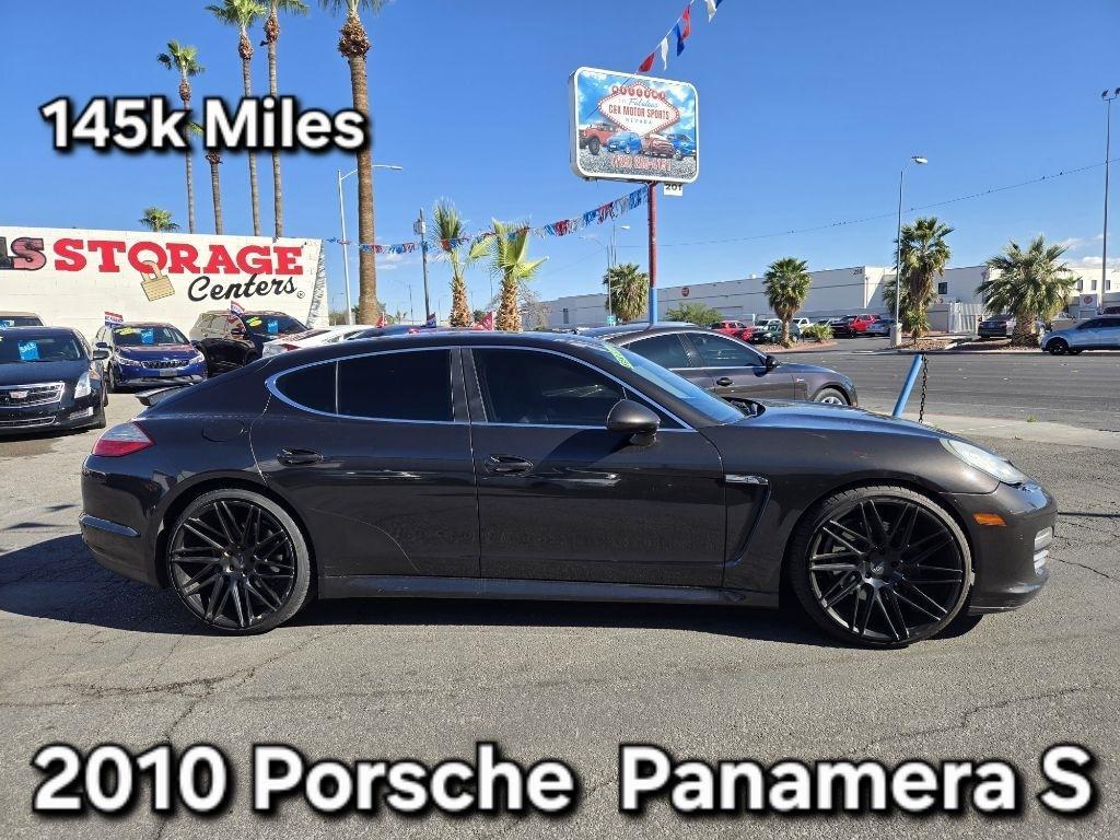 Porsche Panamera S 2010