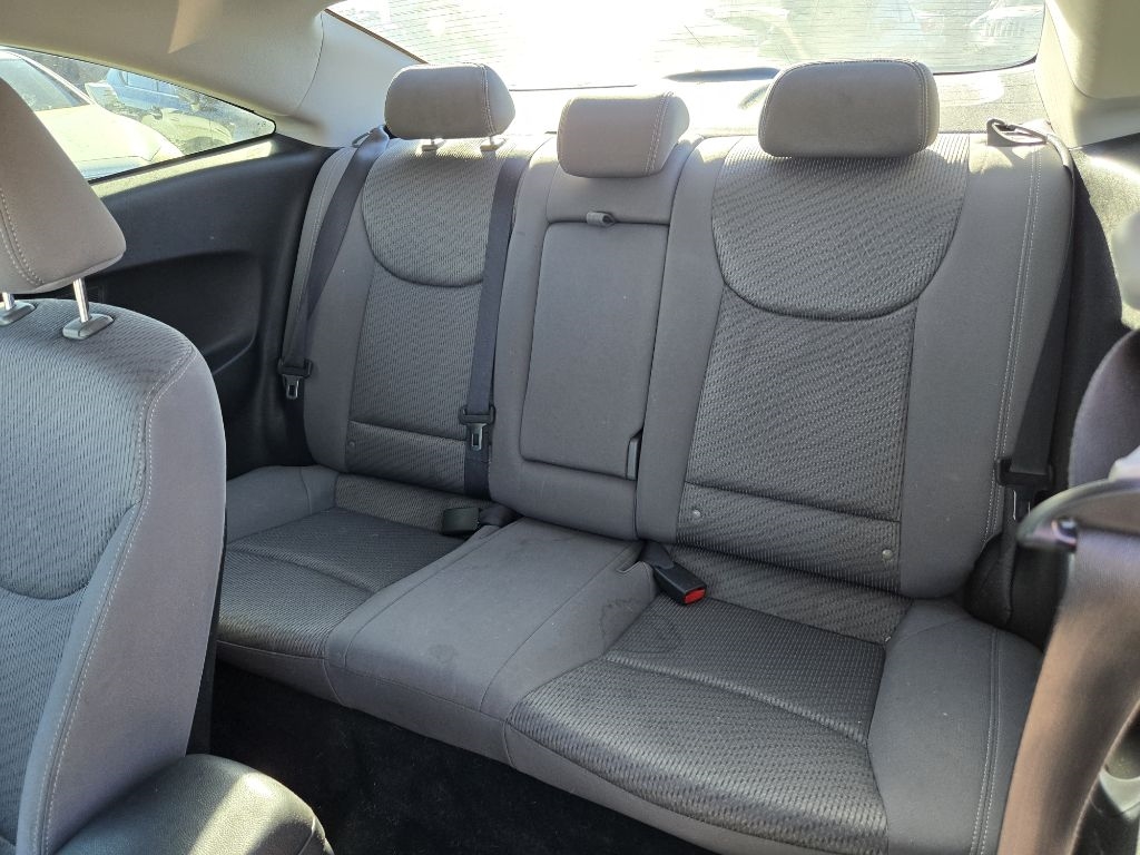 Hyundai Elantra GS Coupe A/T 2013