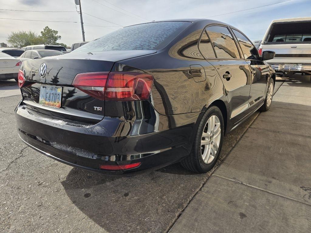 Volkswagen Jetta 1.4T S 6A 2018