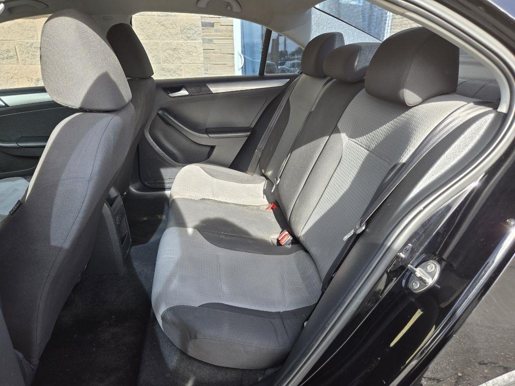 Volkswagen Jetta 1.4T S 6A 2018