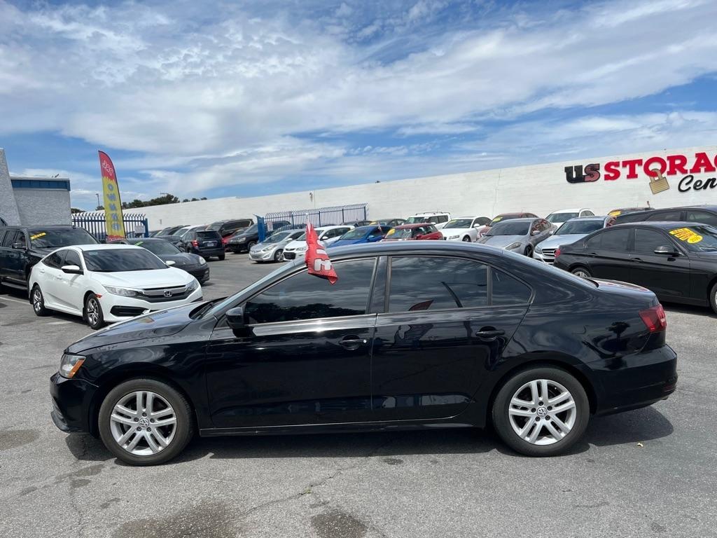 Volkswagen Jetta 1.4T S 6A 2018