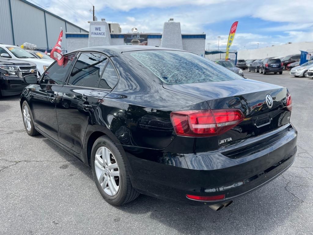 Volkswagen Jetta 1.4T S 6A 2018