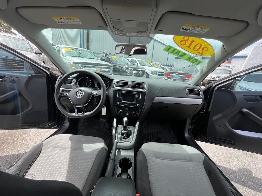 Volkswagen Jetta 1.4T S 6A 2018