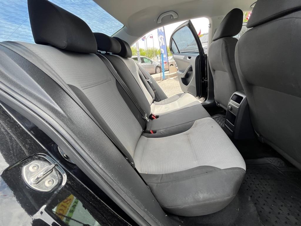 Volkswagen Jetta 1.4T S 6A 2018