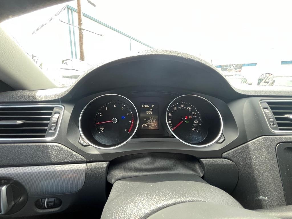 Volkswagen Jetta 1.4T S 6A 2018
