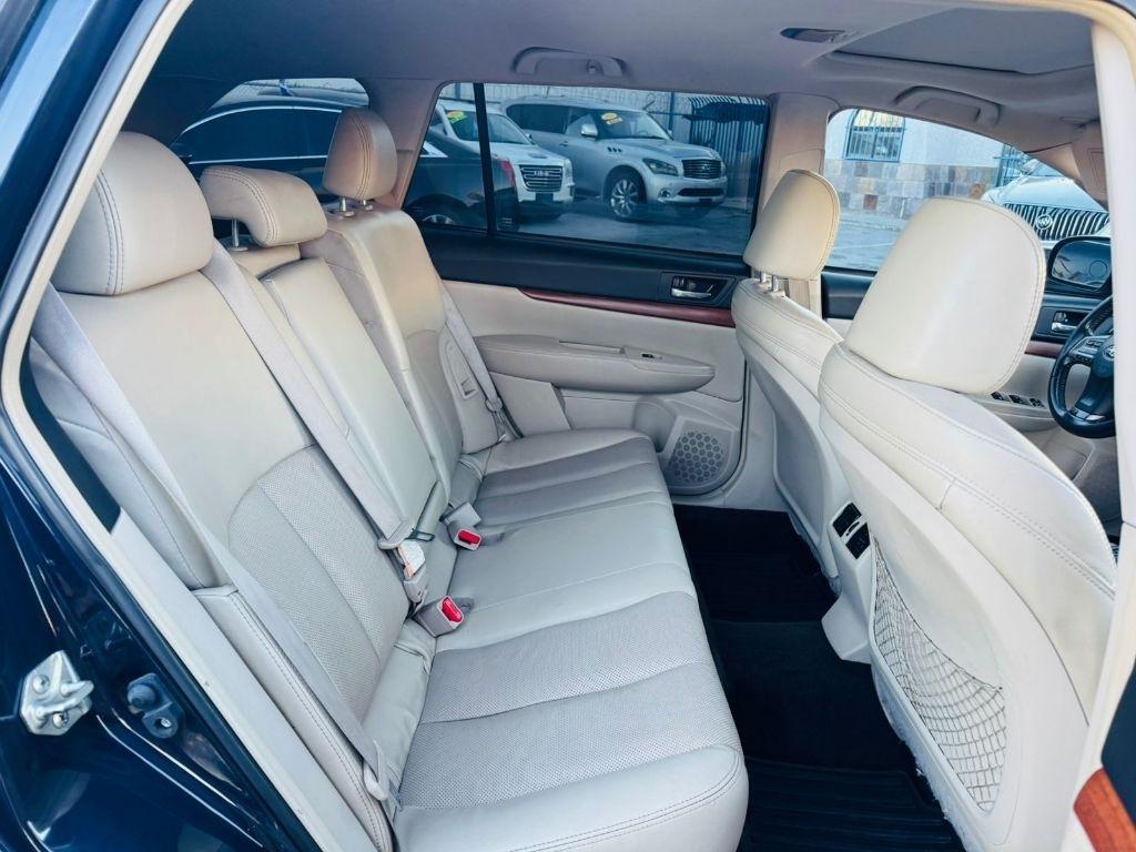 Subaru Outback 2.5i Limited 2013