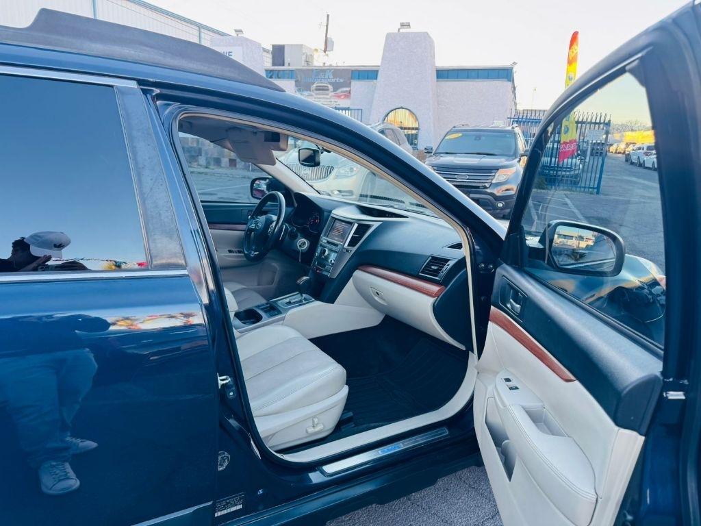 Subaru Outback 2.5i Limited 2013