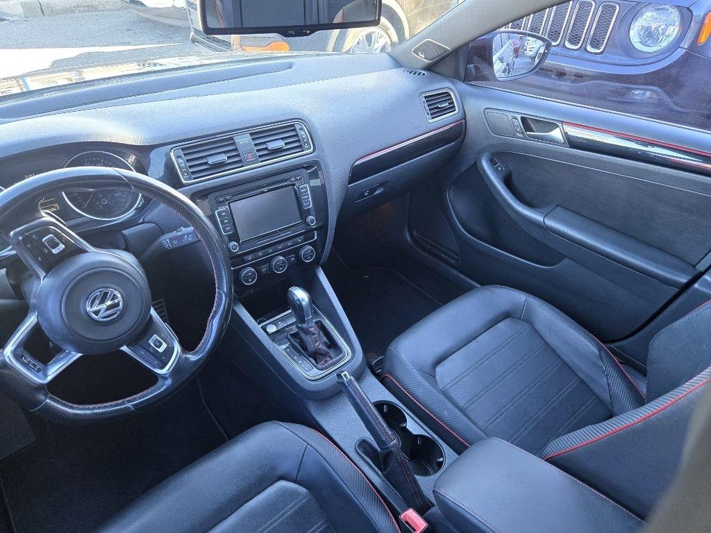 Volkswagen Jetta GLI SE 6A 2015