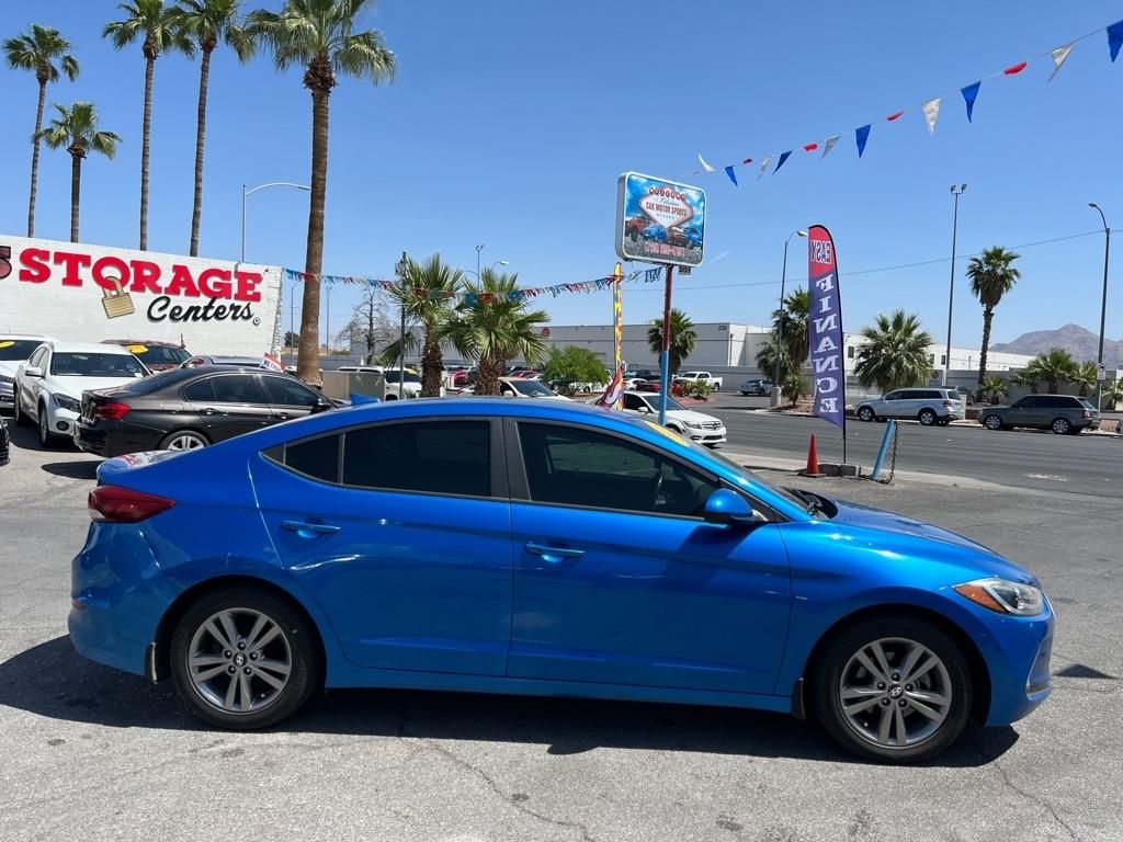 Hyundai Elantra Value Edition 6A 2017