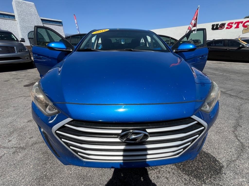 Hyundai Elantra Value Edition 6A 2017
