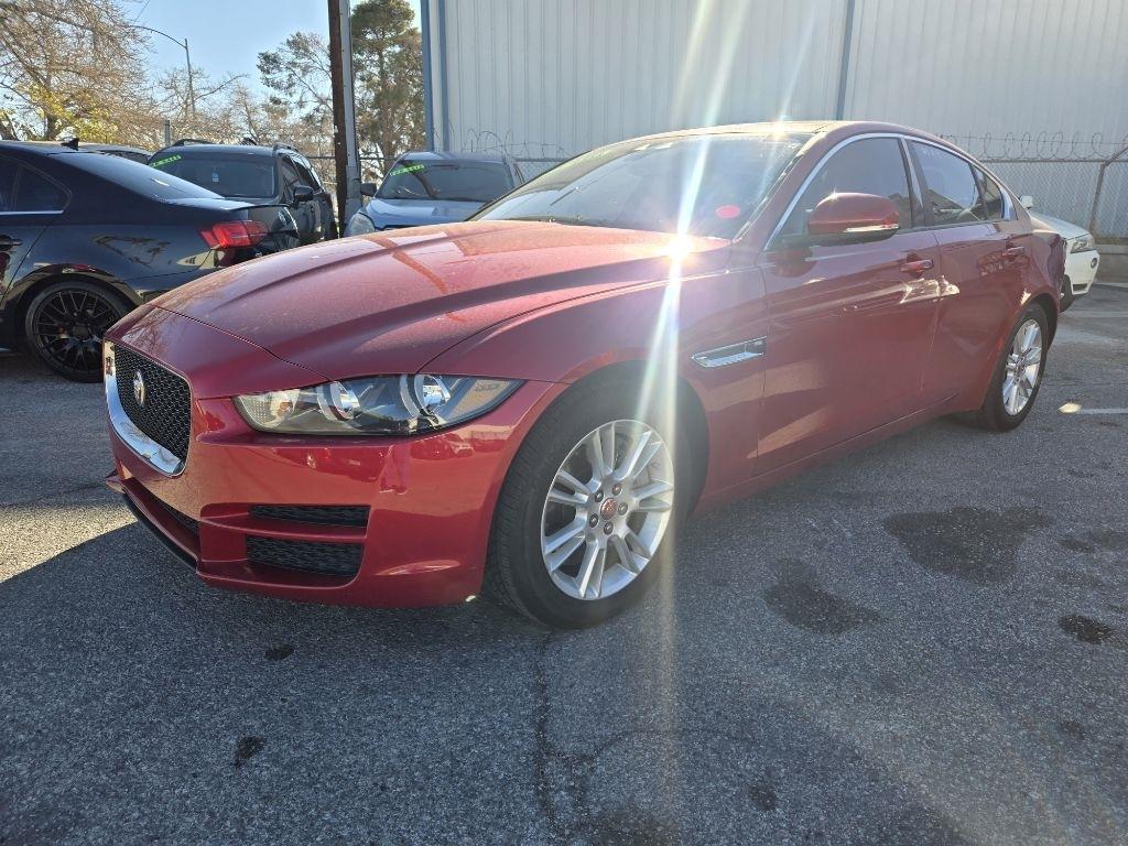 Jaguar XE 25t Premium 2017