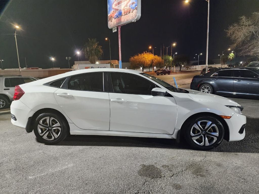 Honda Civic LX Sedan CVT 2017