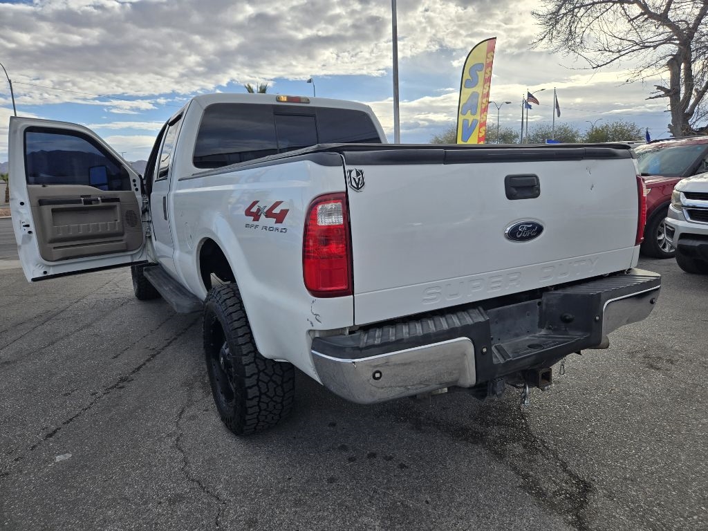 Ford F-250 SD XL Crew Cab 4WD 2008