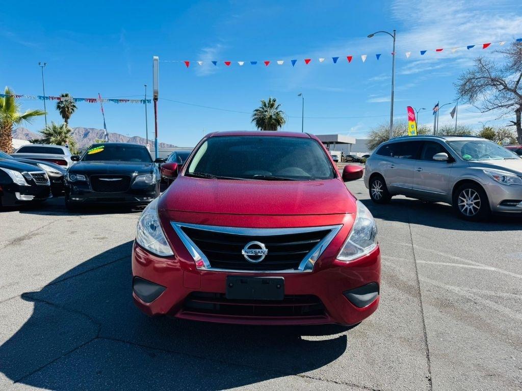 Nissan Versa 1.6 S 5M 2019
