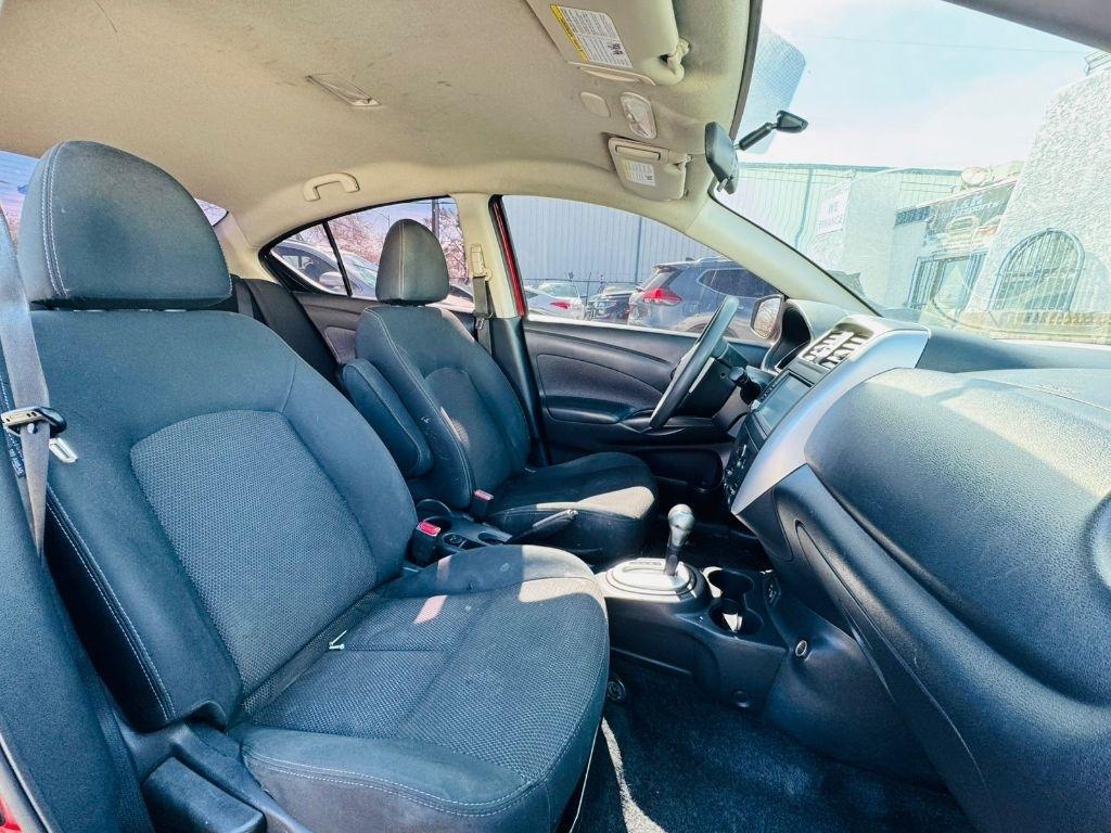 Nissan Versa 1.6 S 5M 2019