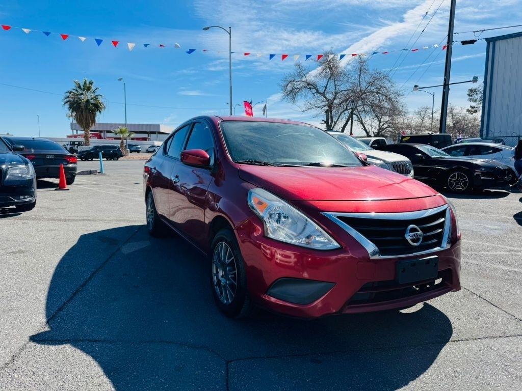 Nissan Versa 1.6 S 5M 2019