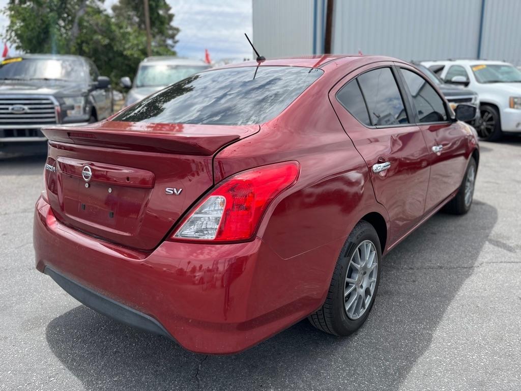 Nissan Versa 1.6 S 5M 2019
