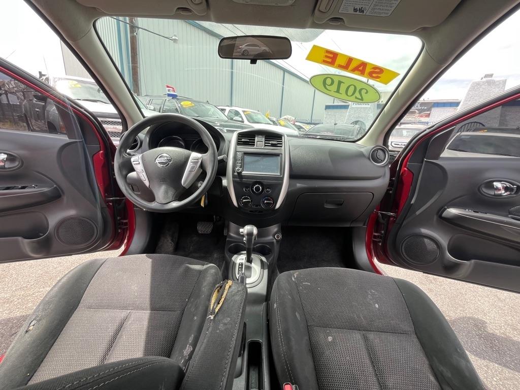 Nissan Versa 1.6 S 5M 2019