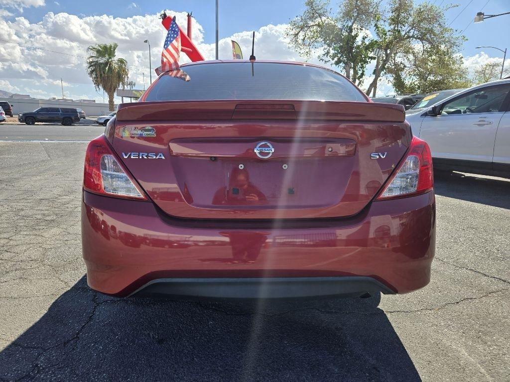 Nissan Versa 1.6 S 5M 2019