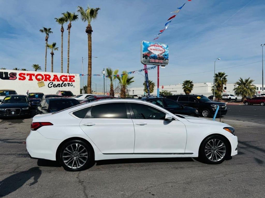 Hyundai Genesis 3.8L 2015