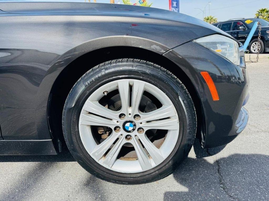 BMW 3-Series 328i xDrive Sedan 2016