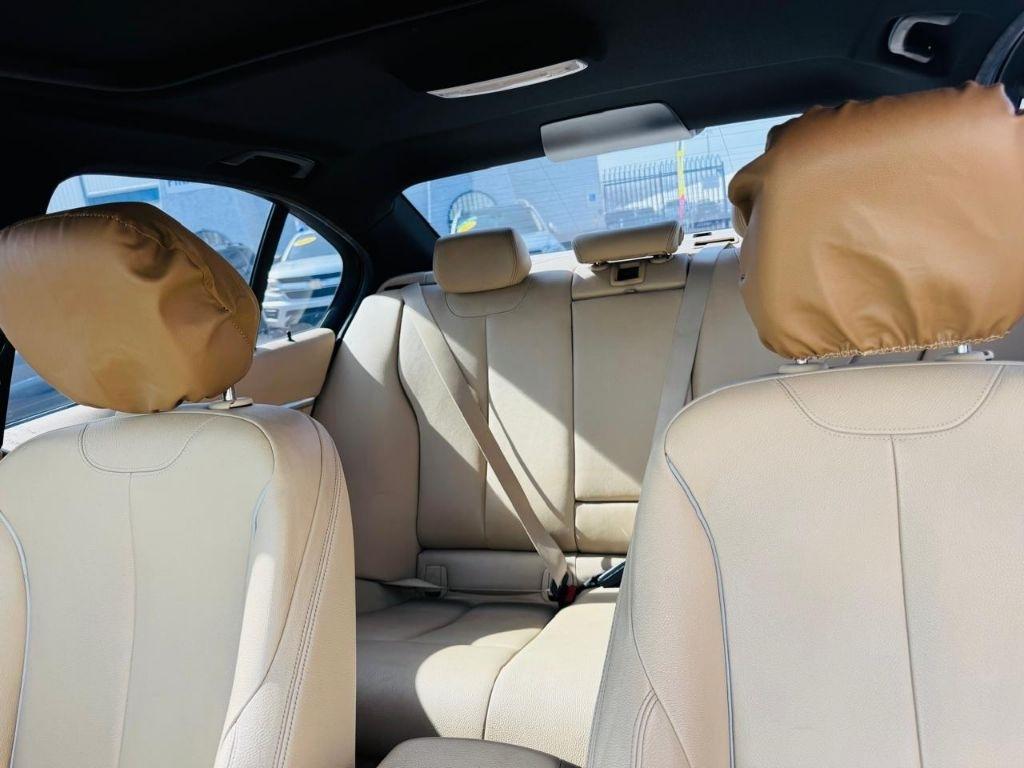 BMW 3-Series 328i xDrive Sedan 2016