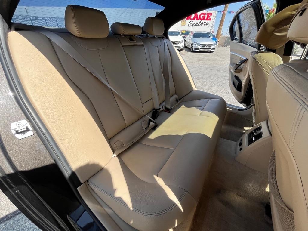 BMW 3-Series 328i xDrive Sedan 2016