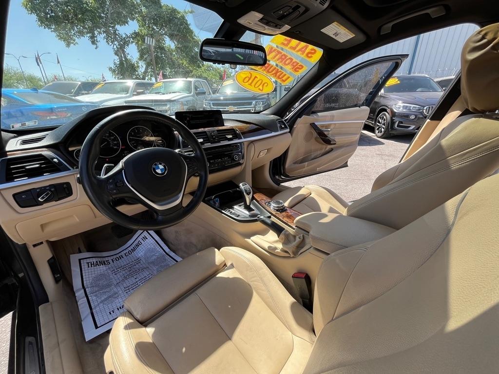 BMW 3-Series 328i xDrive Sedan 2016