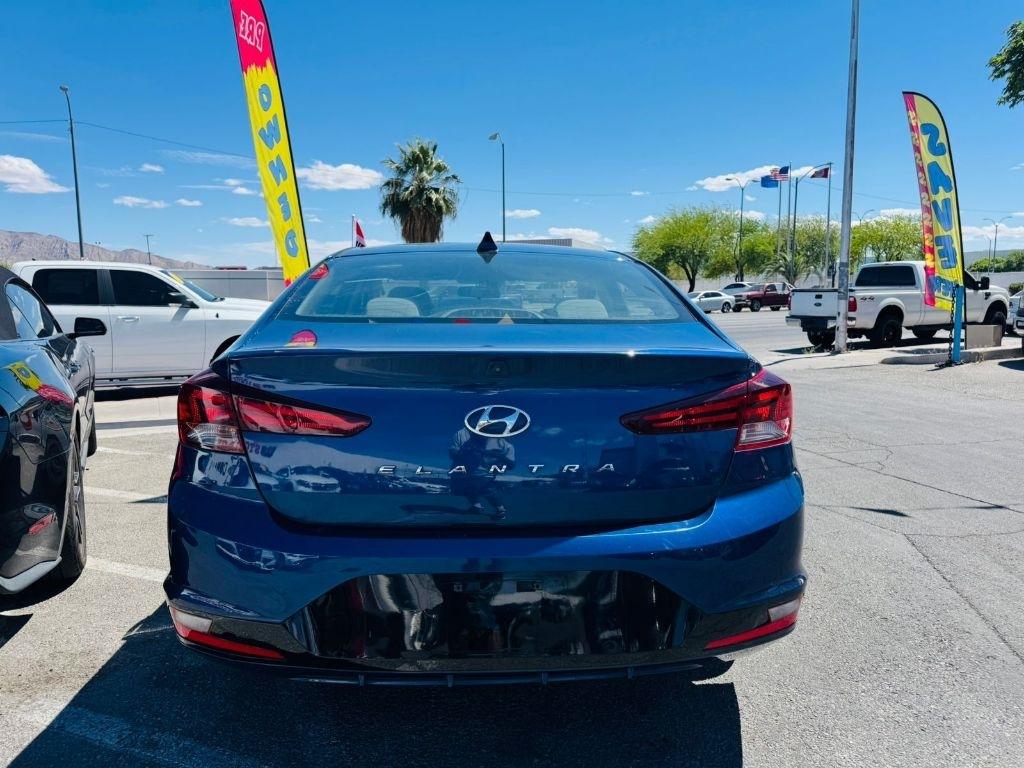 Hyundai Elantra Limited 2020