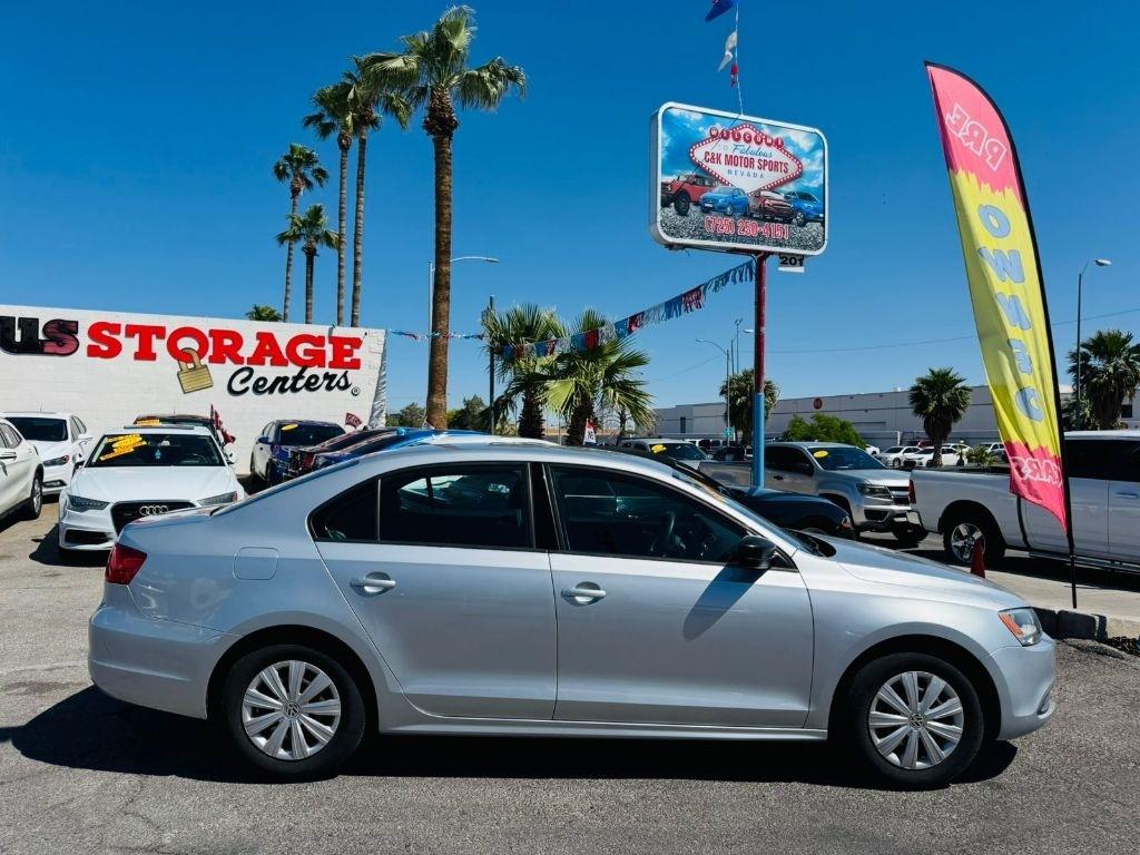 Volkswagen Jetta S 2014