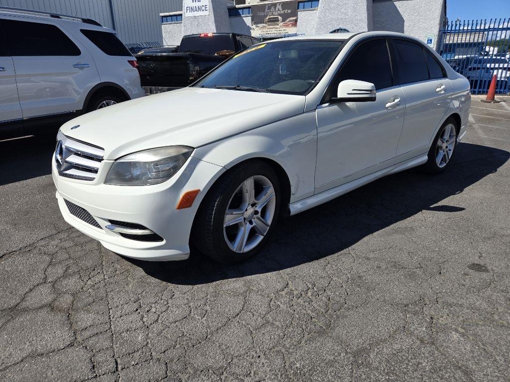 2011 Mercedes-Benz C-Class C300 Luxury Sedan
