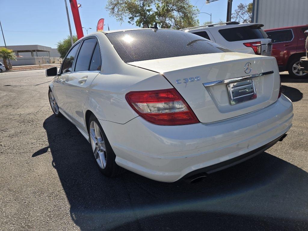 Mercedes-Benz C-Class C300 Luxury Sedan 2011