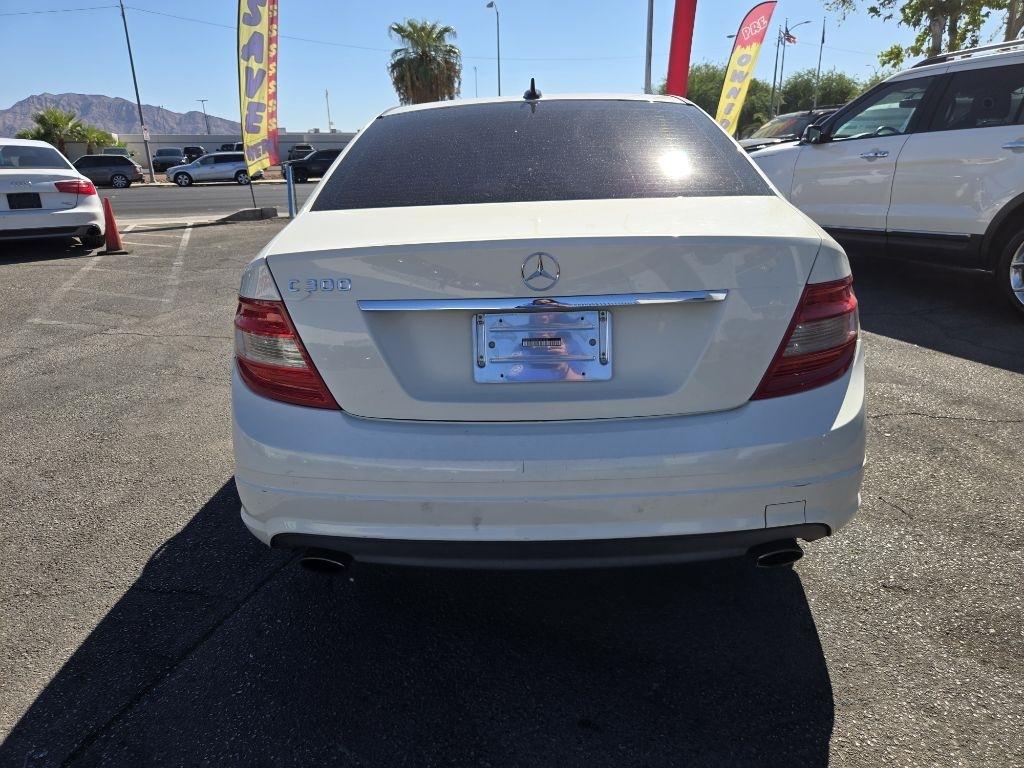 Mercedes-Benz C-Class C300 Luxury Sedan 2011