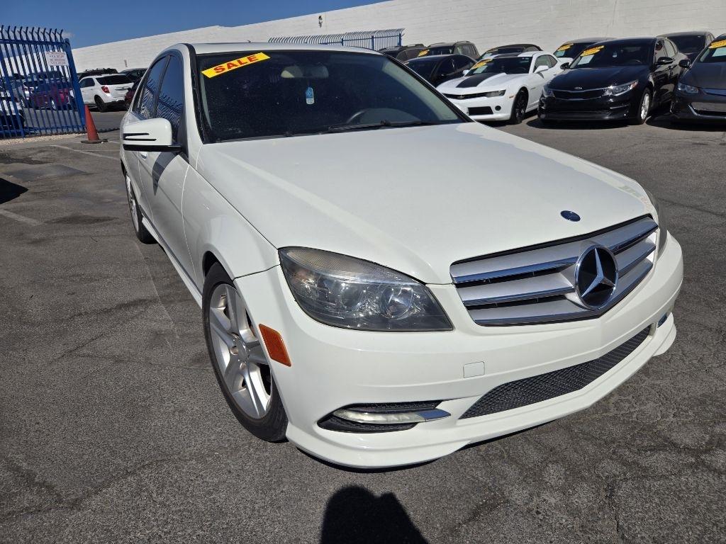 Mercedes-Benz C-Class C300 Luxury Sedan 2011